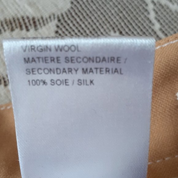 Chloe' Cropped Pants - Picture 10 of 15